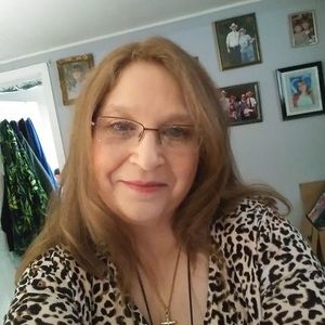 Meet your Posher, Janet